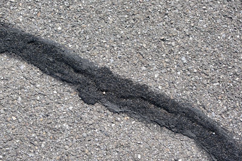 Asphalt Crack Repair